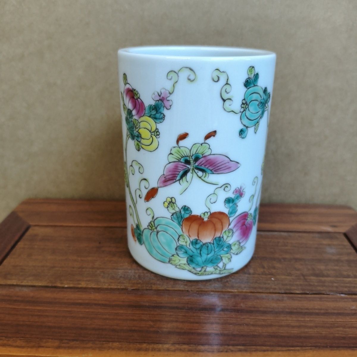 Vintage Collectible Bottles - Caixa Decorativa Vintage Artesanal em Tons